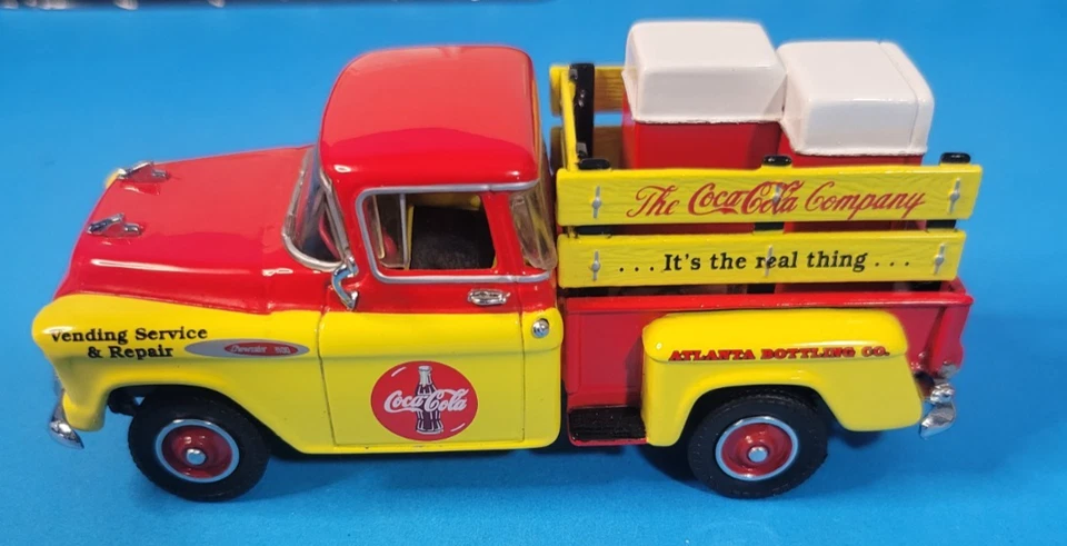 Matchbox Collectibles Coca Cola 1957 Chevy Truck 1:43 Scale YPC01-M COA Box - Image 2 of 4