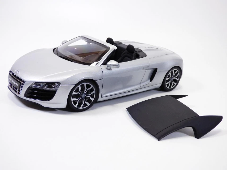 OCCASION sans boite AUDI R8 V10 FSI SPYDER gris métallisé 1/18 - Photo 2/4