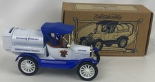 UK Kentucky Wildcats 1918 Ford Tanker "Football Air Raid" 1998 Ertl DIECAST Bank