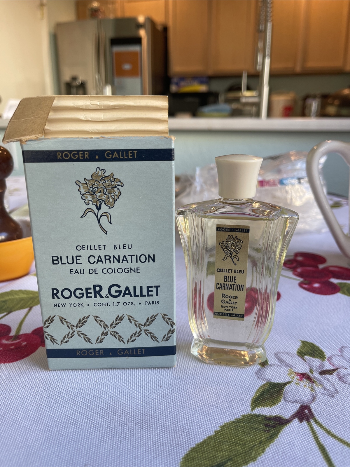Original 40s ROGER & GALLET OEILLET BLEU/ BLUE CARNATION 1.7oz Splash