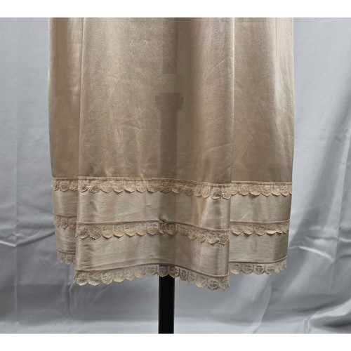 Vintage Sears 'The Doesn't Slip' Anti-Cling Nude Silky Nylon & Lace Sexy Slip 38 - Picture 5 of 11