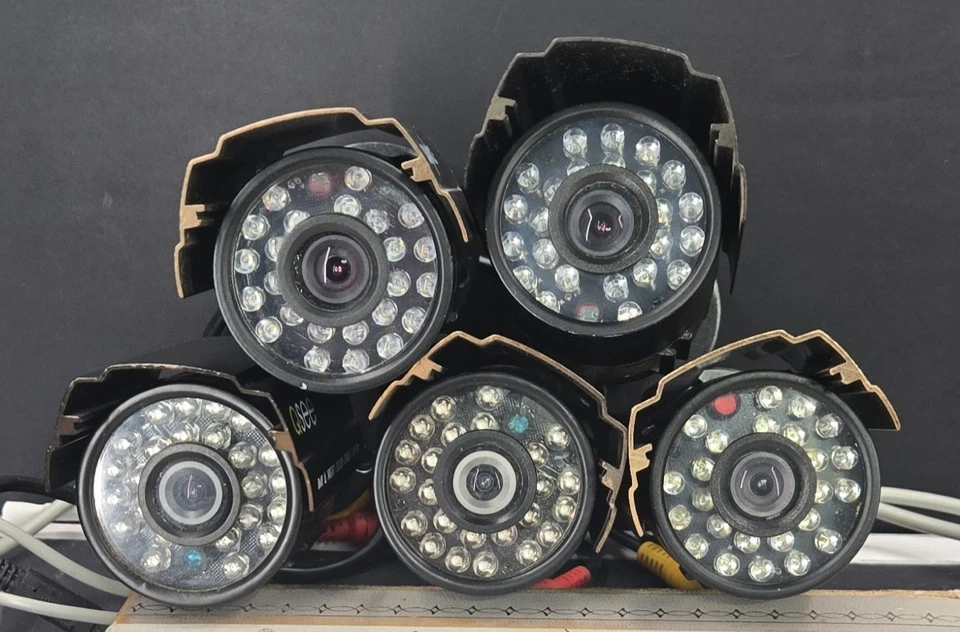 Q-See 3-QM4803B/2-C71K, Surveillance Cameras only , Tested and Working - Image 3 of 4