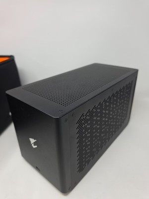 Aorus RTX 2080 Ti Gaming/AI Box eGPU 11GB Liquid GV-N208TIXEB-11GC Thunderbolt 3