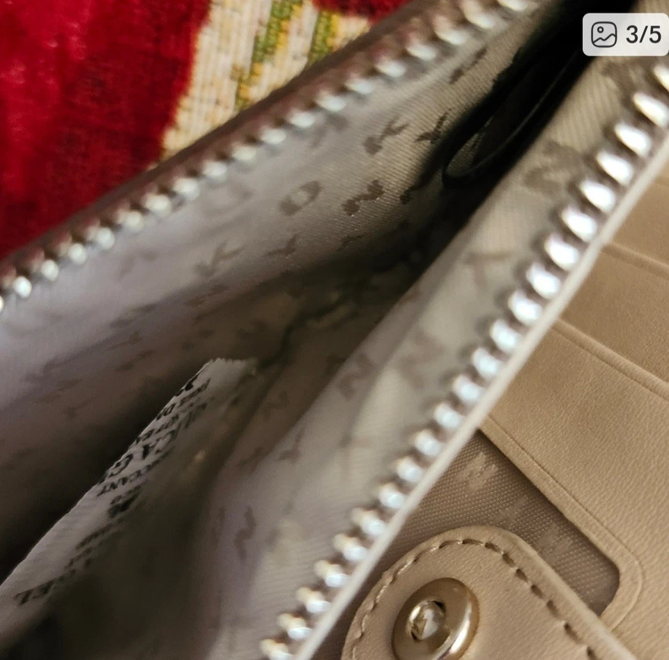 Cartera de firma para mujer DKNY NUEVA CON ETIQUETAS Bryant Park plegable Foto 3 de 4