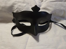 Masquerade Ball Mask Cosplay Halloween Plastic Party Fancy