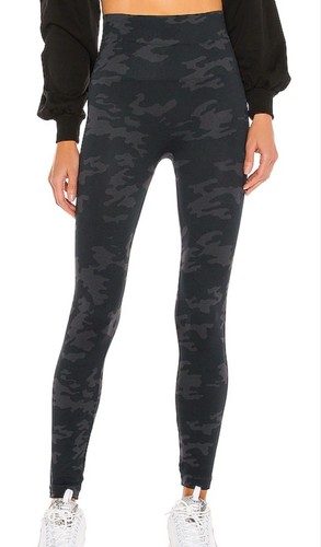 NWT Spanx Look at Me Now Seamless High Waist Shaping Leggings Black Camo M 6 8 - Picture 2 of 17