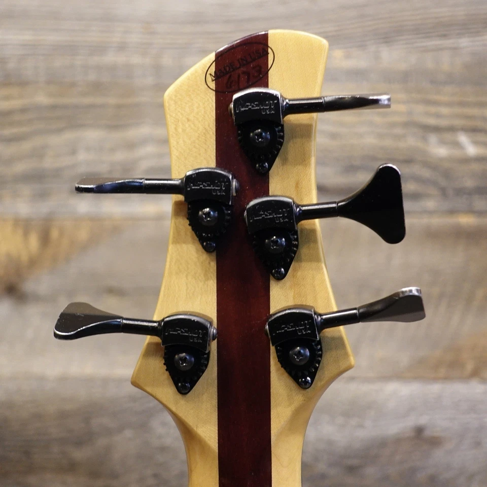 Бас-гитара Roscoe LG3005 Япония-LTD 34 масштаб б/у уникальный звук - Изображение 3 из 4