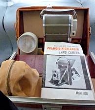 Polaroid Highlander Land Camera Model 80b / Case  extras Clean Untested -99