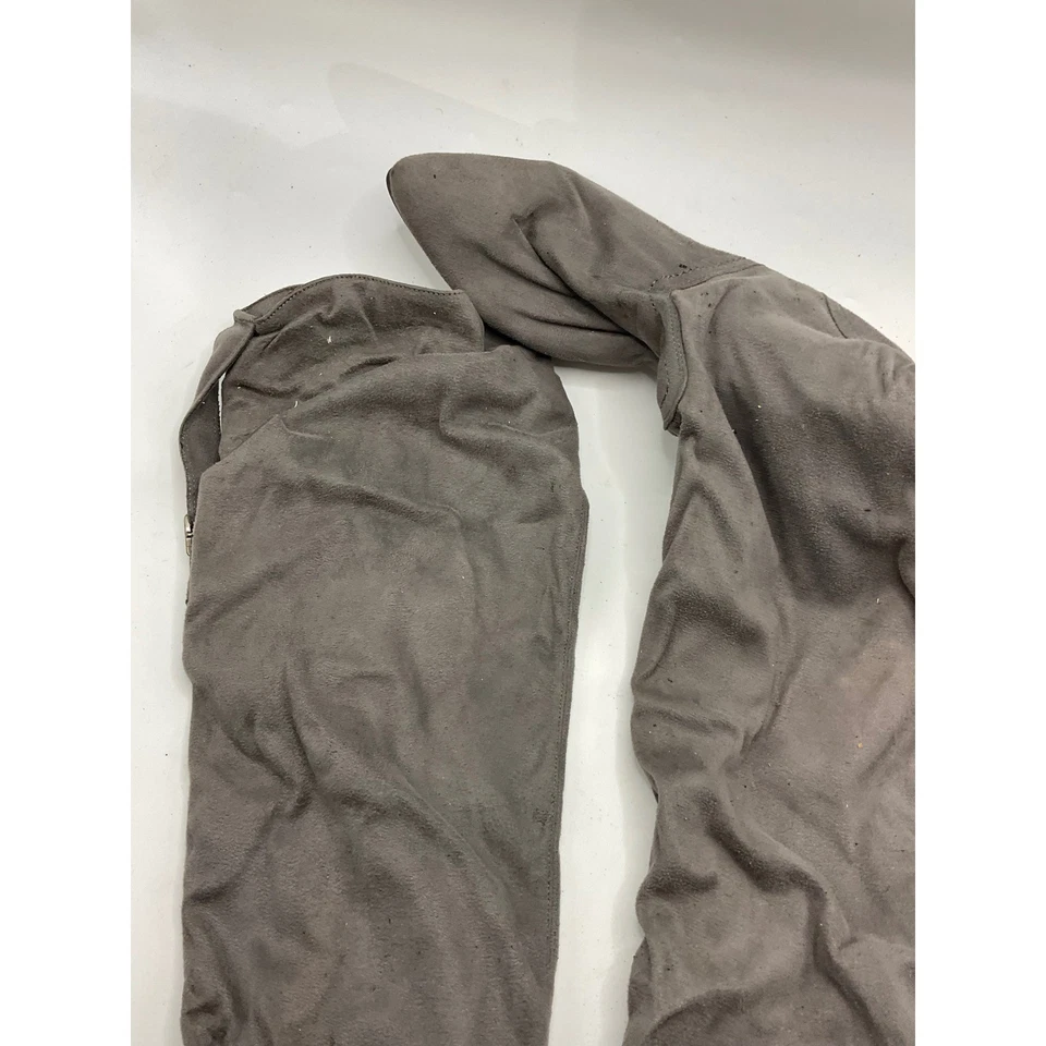 Botas BAKERS Hayden cinza camurça desleixada joelho alto fivela salto cunha tamanho 8B - Imagem 3 de 4