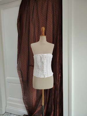 Gr. 38 bezauberndes Top Bustier weiß Spitze Satinband Ösen