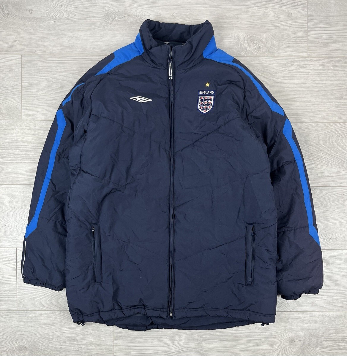 ウェア 00s UMBRO England National Team Jacket Umbro England Vintage 00s Soccer National Team Insulated