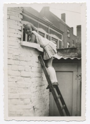 Vintage Original Kids High Balance Scale Photo Snapshot - SA017