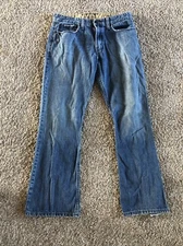 Levi Strauss & Co Signature Low Boot Cut Jeans Mens Size 34x30 Med Wash Measured