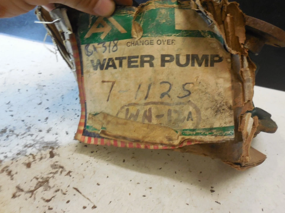 Bomba de agua reconstruida 7112S para Plymouth Fury III Foto 2 de 4