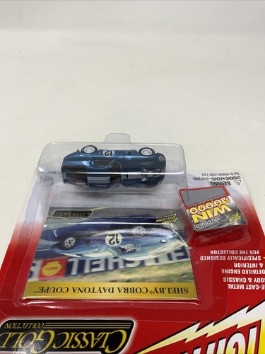 JOHNNY LIGHTNING CLASSIC GOLD COLLECTION Shelby Cobra Daytona Coup MISB - Picture 6 of 12