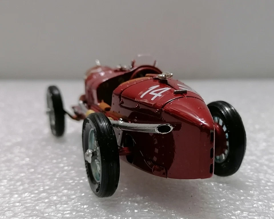 ALFA ROMEO P2 W. Champion  - Vintage 1:25 Scale , Mebetoys ,  Made in Italy 1975 - Image 4 of 4