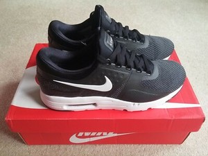 air max zero 10.5