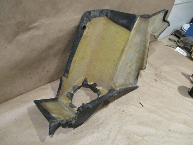 Ferrari Mondial QV - RH Rear Armrest - P/N 61232200
