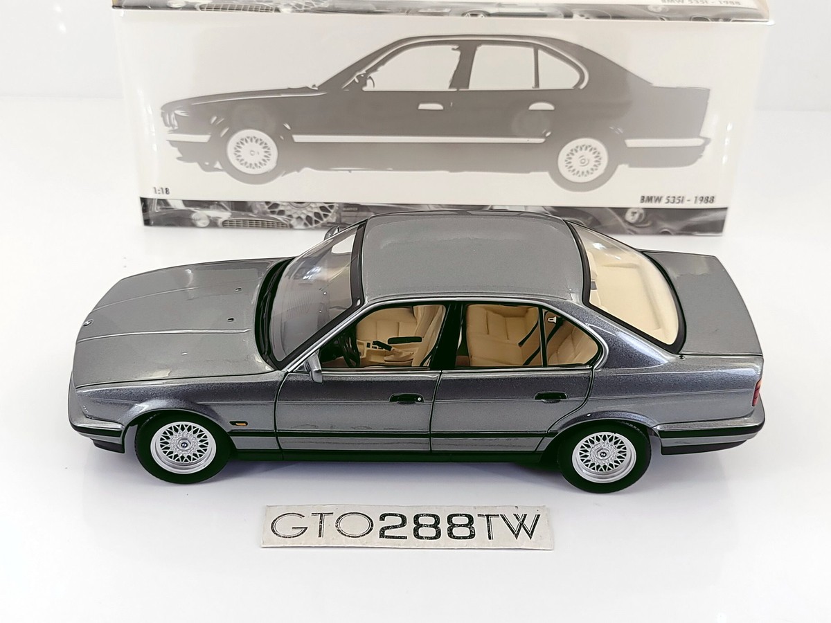 Minichamps 1:18 scale BMW 535i Sedan(E34) 1988(Grey Metallic