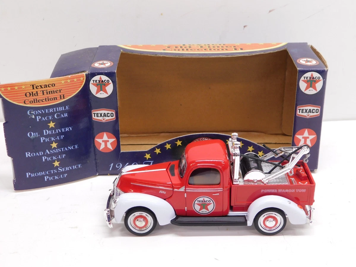 Texaco Old Time Collection 1940 Ford Tow Truck Replica 1:32 Scale