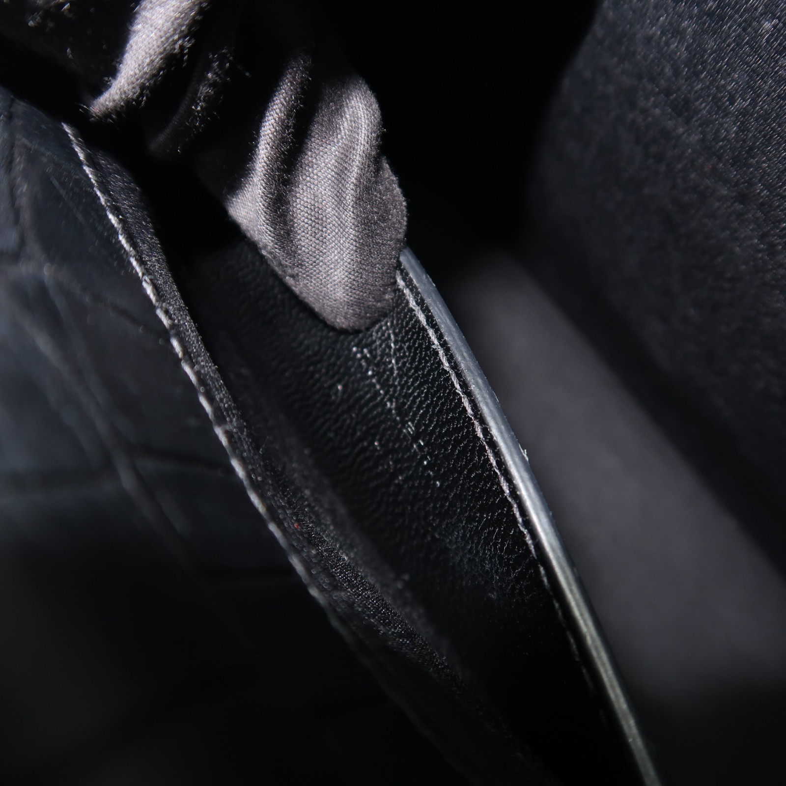 Saint Laurent Kate Tassel Black Leather Shoulder Bag T10333509 thumbnail 18