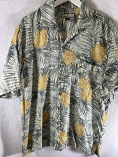 Tommy Bahama Hawaiian Size XL Casual Button Up ShirtPineapple Silk Free Ship