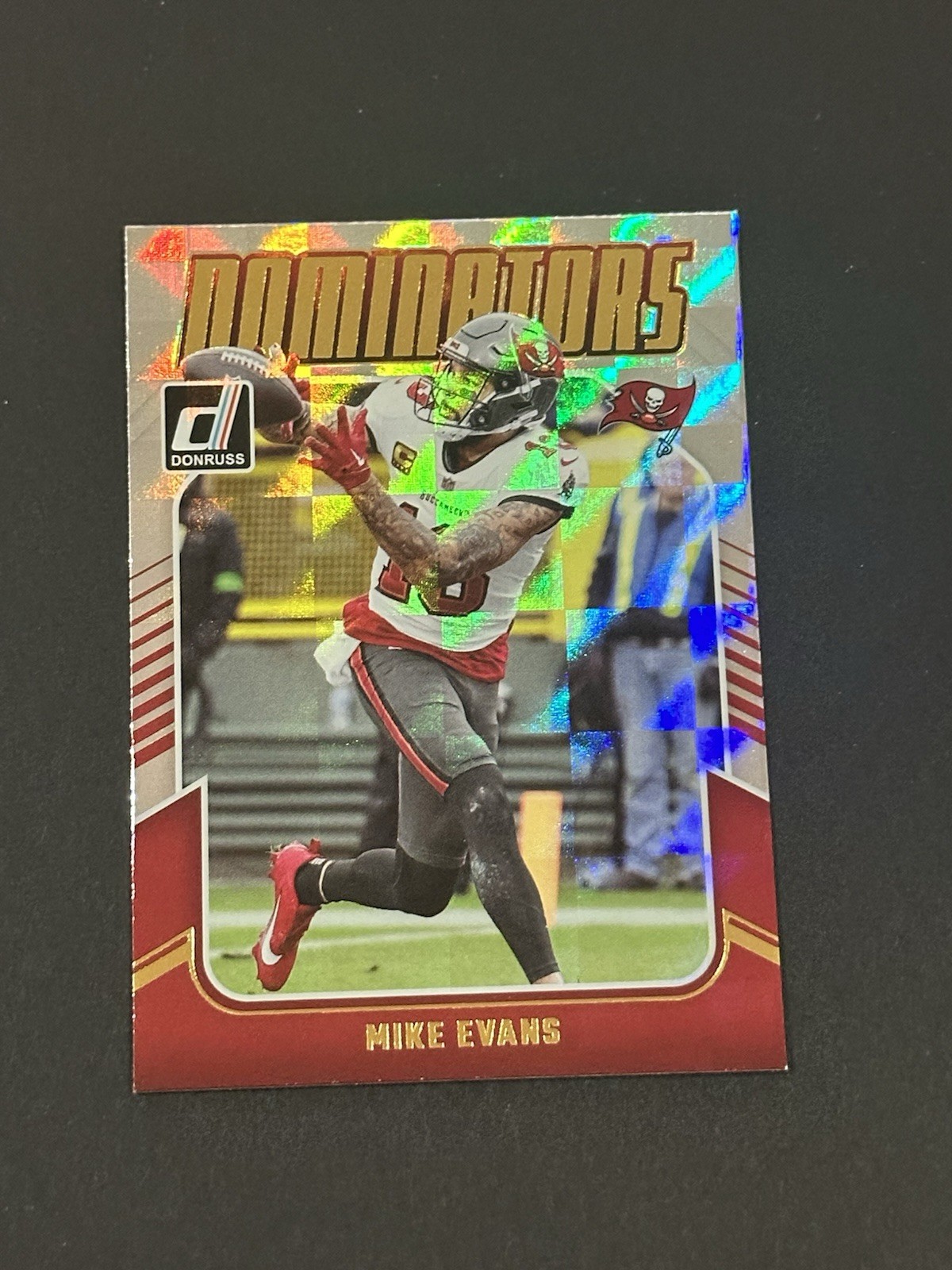 2024 Panini Donruss Mike Evans Dominators #26 Tampa Bay Buccaneers (F)