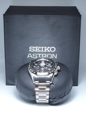 箱保付美品SEIKO ASTRON SBXB137 8X42-0AB0-3 SEIKO Astron 8X42-0AB0-3 SBXB137 Black Dial Solar Men's