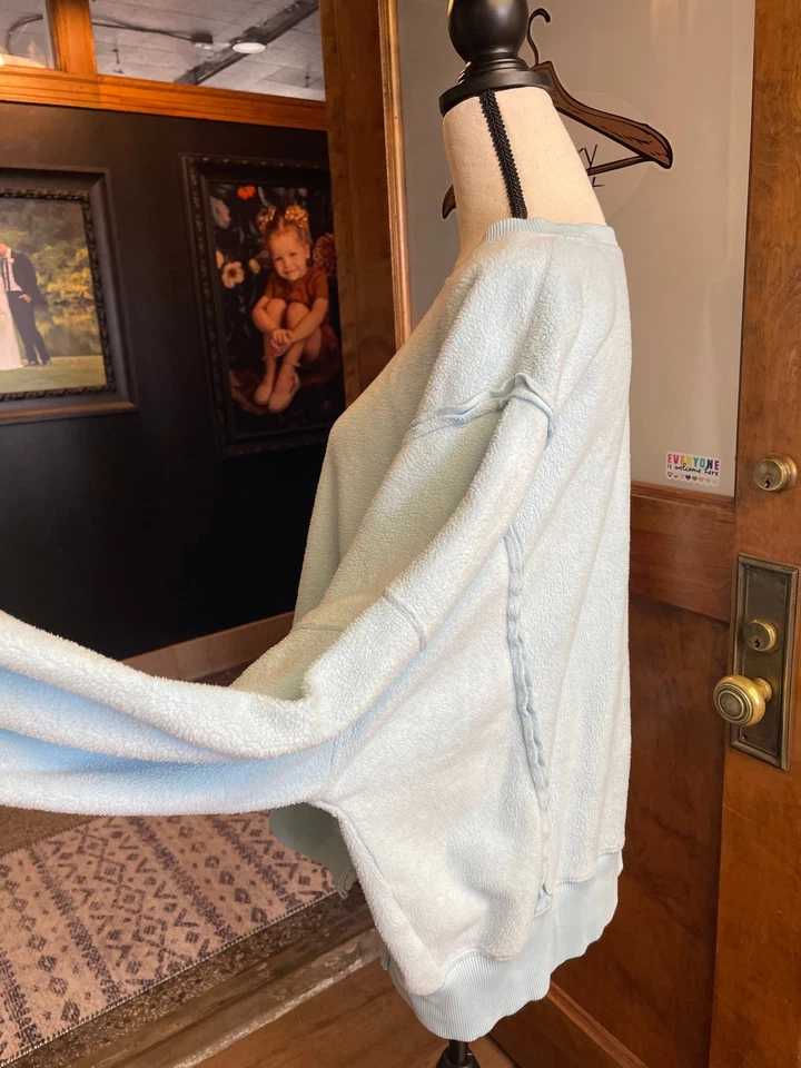 American Eagle Huggable 卫衣 (S) — 第 3/4 张图片