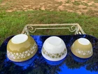 Pyrex Spring Blossom Crazy Daisy Set 3 Mixing Bowls 1970’s 401, 402, 403 MCM WOW