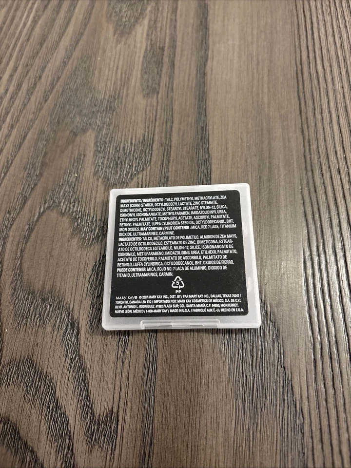 Barra de canela Mary Kay color mejilla mineral 012977 Foto 3 de 3