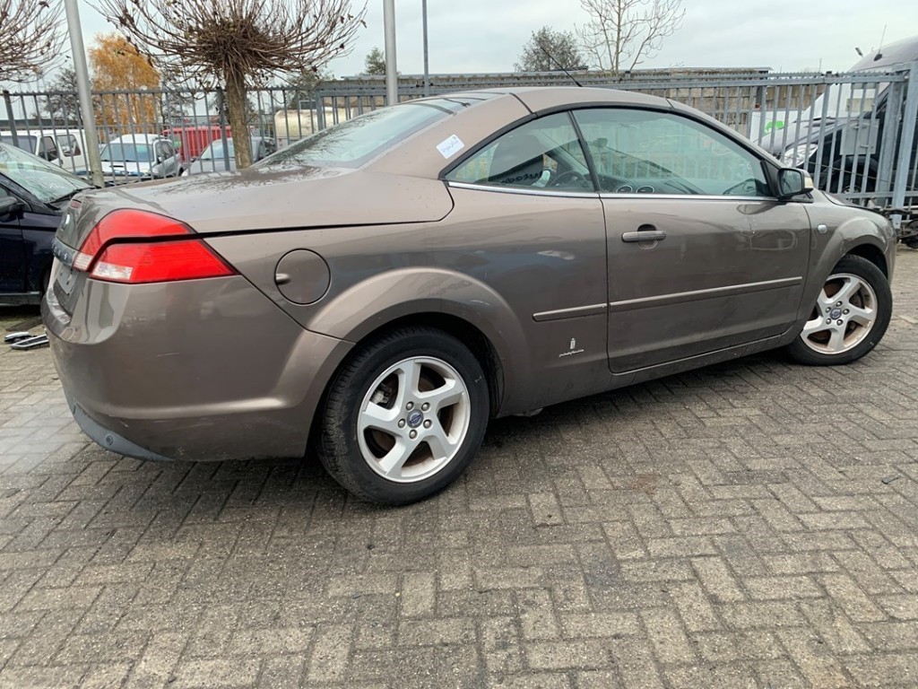 Afbeelding 3 van 3