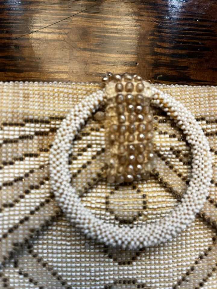 Bolsa Art Deco Vintage Frisada à Mão Pequena, 6x5,5x1 Polegadas - Imagem 4 de 4