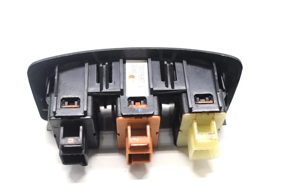 Interruptores de asiento térmico Buick Regal 98-04 con control de tracción OEM Foto 3 de 4