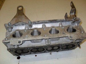 VW Polo 6N2 GTI 16V Zylinderkopf