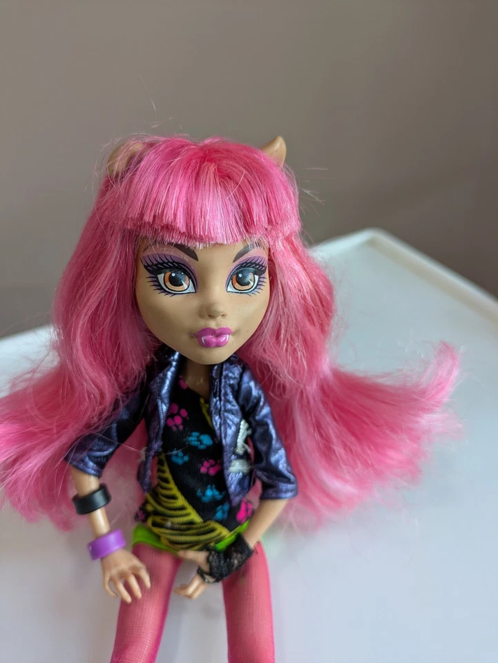 🎀 Muñeca Monster High Howleen Wolf 13 deseos 🎀 Foto 3 de 4