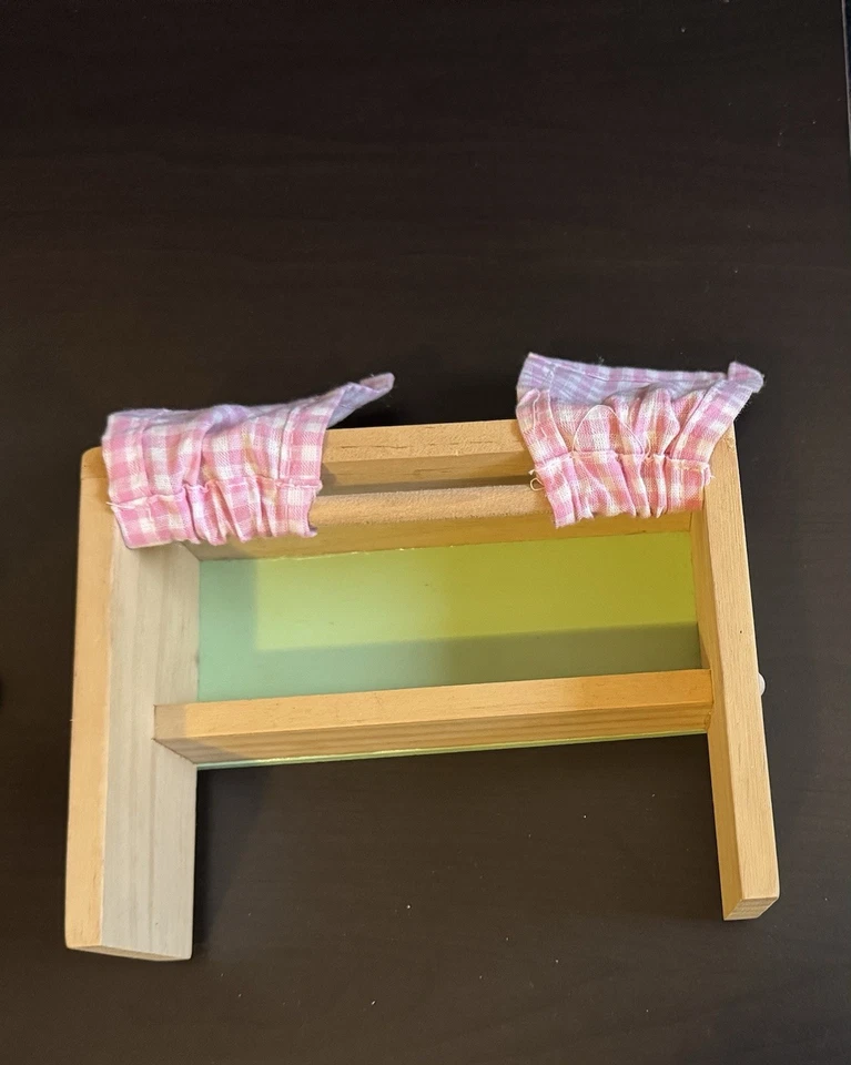 Juego de cocina de madera KidKraft Barbie majestuosa mansión nevera fregadero mesa planchado Foto 3 de 4