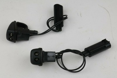 2 Genuine Windscreen washer wiper HEATED jet nozzles Range Rover Sport L320