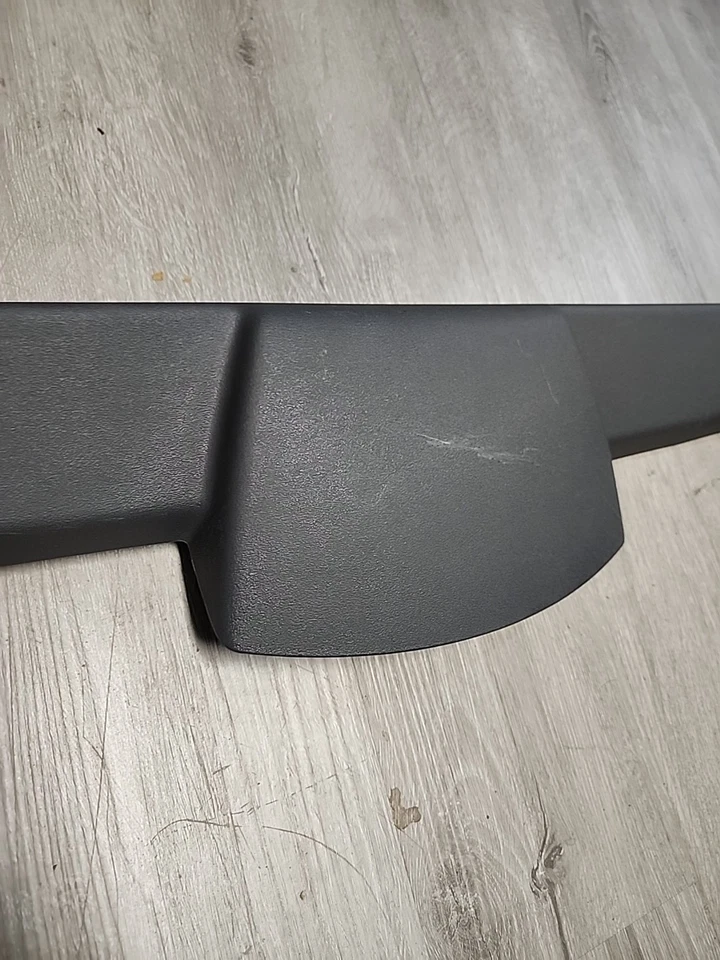 Kia Rio 2005 moldura puerta levadiza 81760-1G210 gris Foto 3 de 4