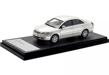 High Story 1/43 Toyota Avensis Li 2003 Silver Metallic Diecast Car Model
