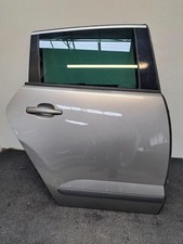 Porte arrière et accessoires Peugeot 3008