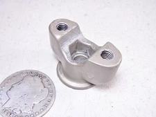 82 SUZUKI RM465 LOWER HANDLEBAR RISER CLAMP HALF