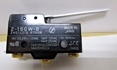 LOT OF 4 - Z-15GW-B Long Hinge Lever Type Miniature Micro Switch