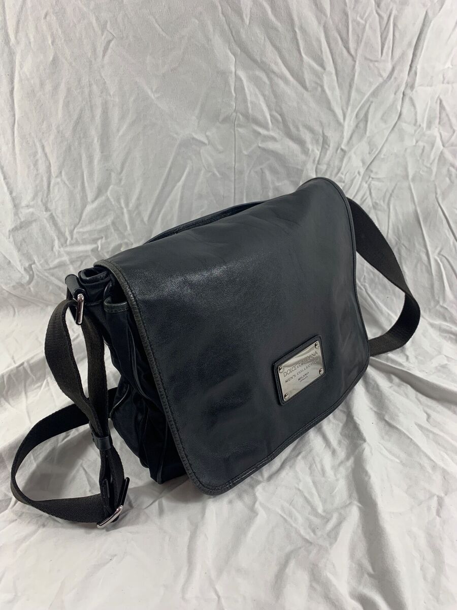 Genuine vintage DOLCE & GABBANA black leather nylon flap Genuine vintage DOLCE & GABBANA black leather nylon flap
