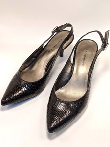 bandolino snakeskin pumps