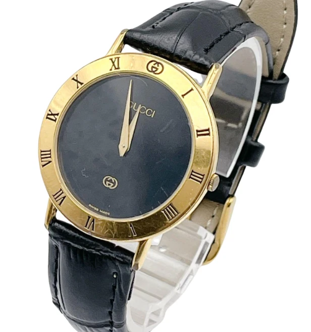 Montre à quartz homme vintage Gucci 3000M cadran noir Swiss Made from Japan occasion