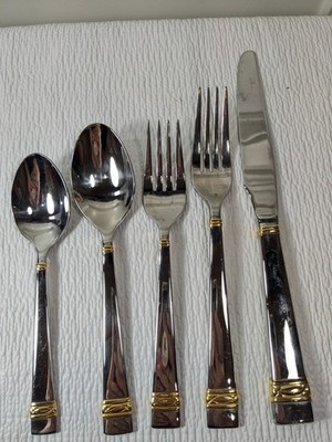 Wedgwood Golden Oberon place set setting fork spoon knife 18/10 stainless Korea