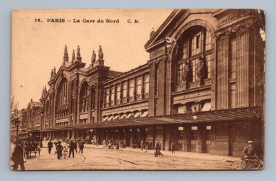 Antique France Postcard PARIS La Gare du Nord People Carriages 1911