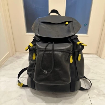 Sac à dos Coch Trek en cuir noir et jaune en cuir premium Japon - Photo 1/4