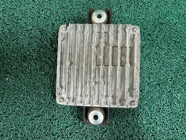 Renault Fluence SM3 Z.E 2015 otro módulo 472506154R Foto 3 de 4